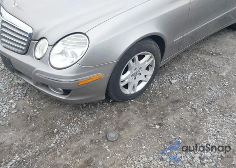 2007 Mercedes-Benz E 320 Bluetec z USA, uszkodzony, nr VIN WDBUF22X27B061059